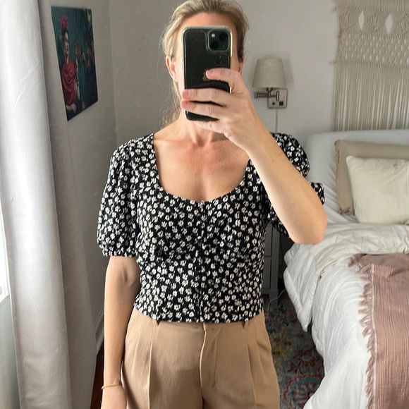 Free People Tops - Free People Daisy Floral Shirt Size XL